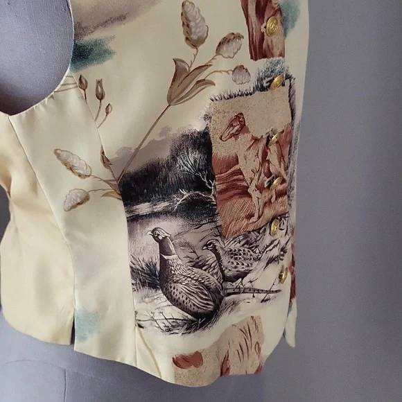 Vintage Liz Claiborne Wildlife Scene Silk Button Front Vest - Picture 2 of 9
